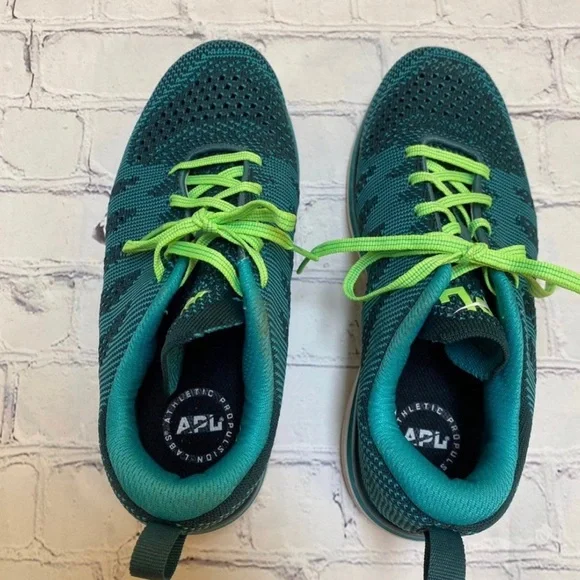 APL Running Shoes - Picture 4 of 8